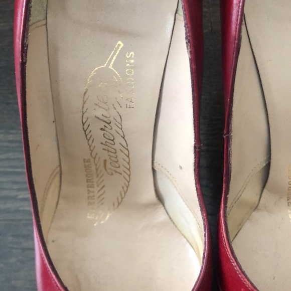 Vintage Kerrybrook red heels, size 5.5 - Picture 2 of 6